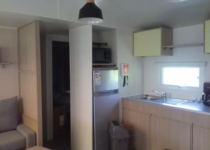 Location Mobil **** *